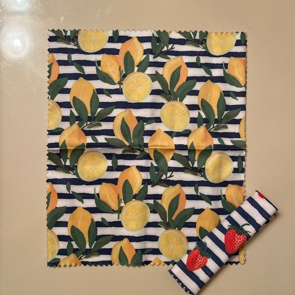 NEW 🍋🍓OptiPlus Microfiber Cleaning Cloths – 2 cloths - Picture 3 of 5